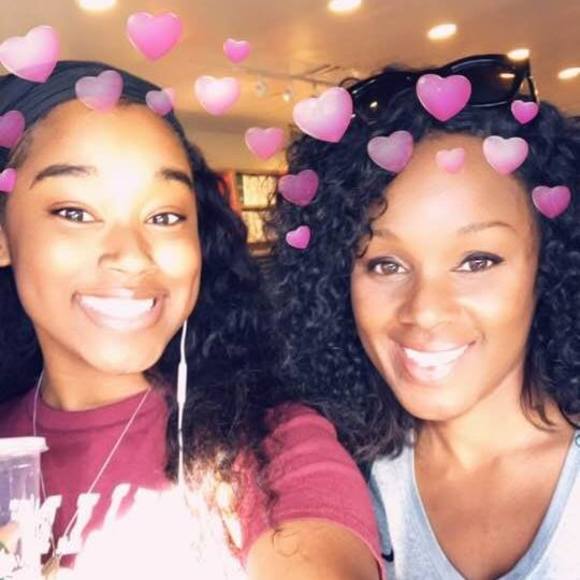 Meet your Posher, Alandria - Picture 1 of 1